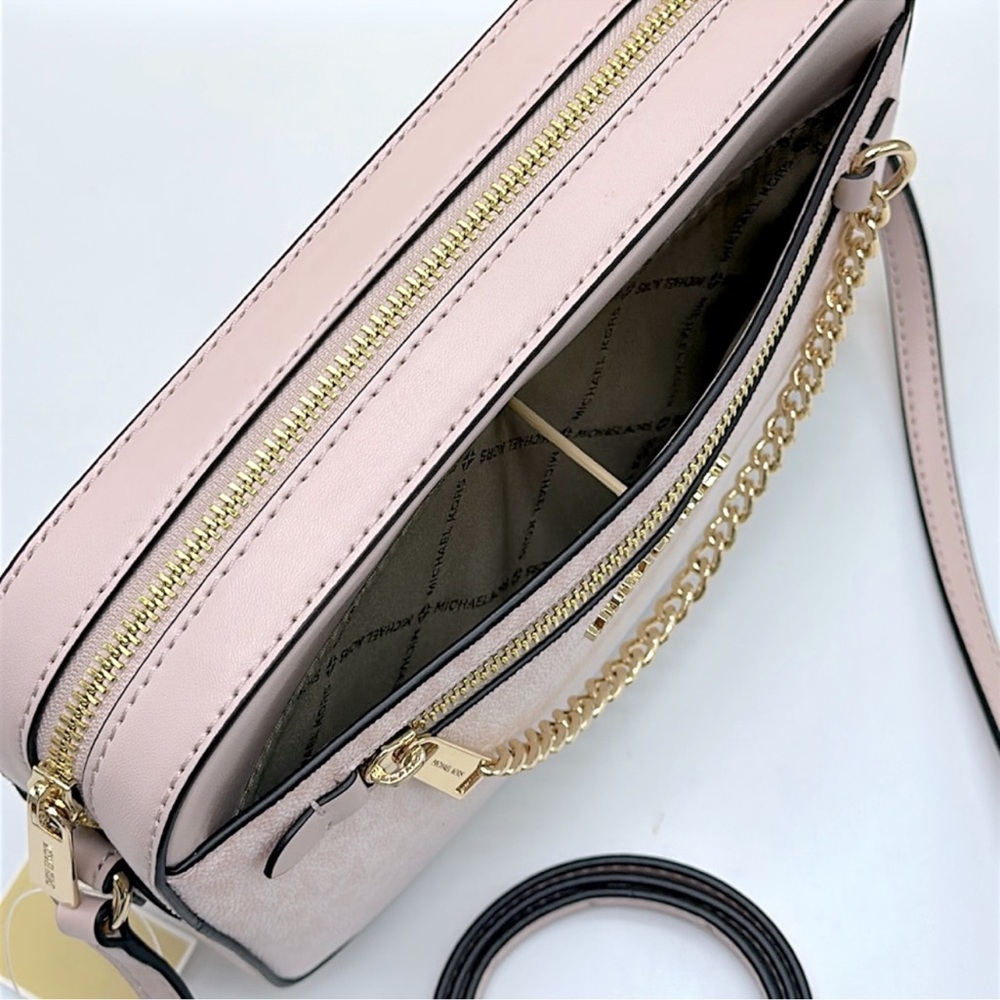 Michael Kors Jet Set Lg East West Ombré Signature Logo Crossbody Bag
Powder Bls - Picture 11 of 16